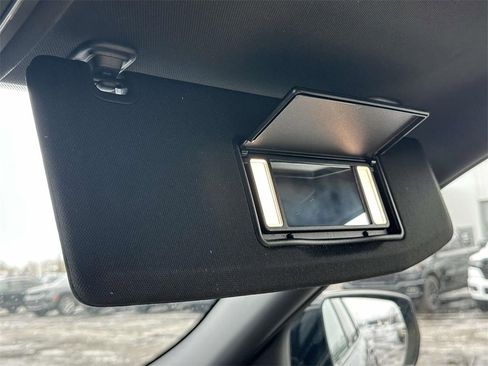 Used 2024 Jeep Grand Cherokee Limited image 30