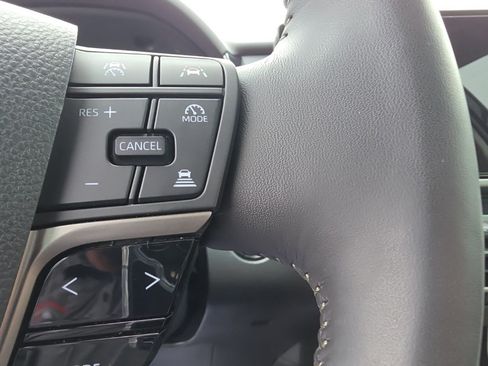 Used 2026 Toyota Camry XLE w/ Premium Plus Package FWD image 20