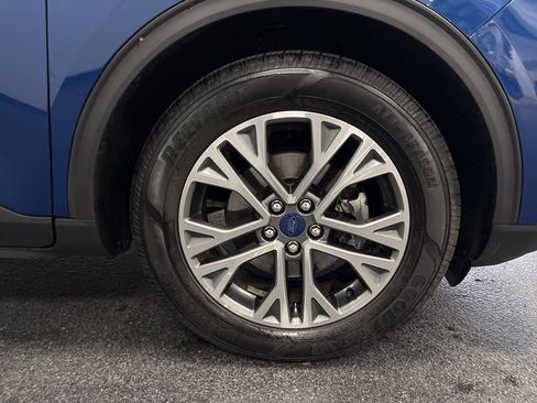 Used 2022 Ford Escape SEL image 14