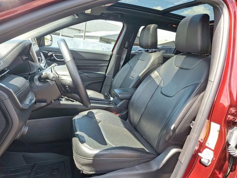 Used 2022 Jeep Compass High Altitude image 23