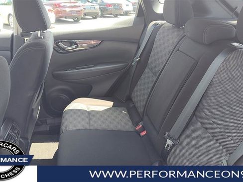 Used 2020 Nissan Rogue Sport SV w/ All-Weather Package image 14