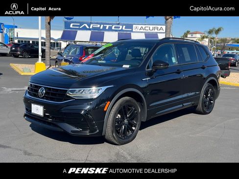 Used 2022 Volkswagen Tiguan SE R-Line image 1