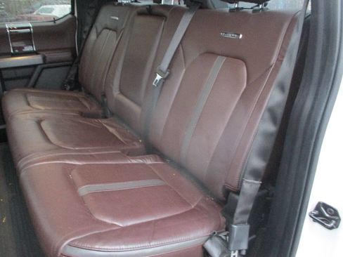 Used 2016 Ford F150 Platinum w/ Equipment Group 701A Luxury image 7