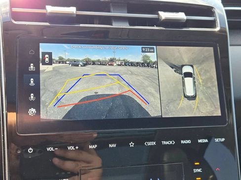 Used 2024 Hyundai Tucson Limited FWD image 32