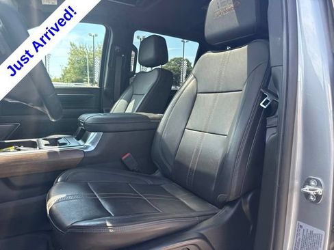 Used 2024 Chevrolet Silverado 2500 High Country w/ High Country Premium Package AWD/4WD image 9
