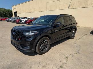 Used 2025 Ford Explorer ST AWD/4WD video 1