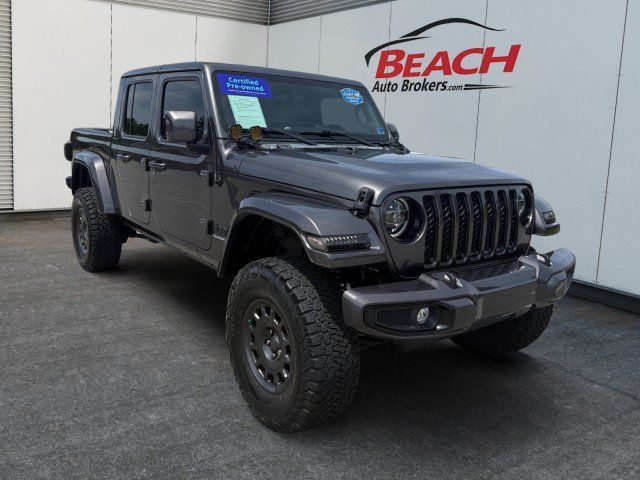 Used 2021 Jeep Gladiator Overland AWD/4WD image 3