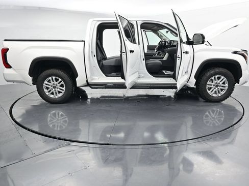 Used 2023 Toyota Tundra SR5 AWD/4WD image 41