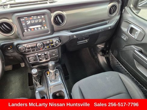 Used 2021 Jeep Wrangler Unlimited Sport AWD/4WD image 16