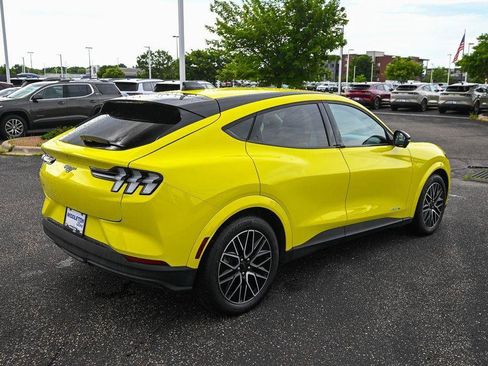 Certified 2025 Ford Mustang Mach-E Premium AWD/4WD image 5