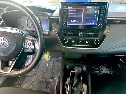 Used 2022 Toyota Corolla SE image 24