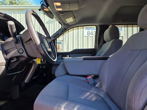 Used 2012 Ford F150 XLT w/ XLT Chrome Pkg image 10