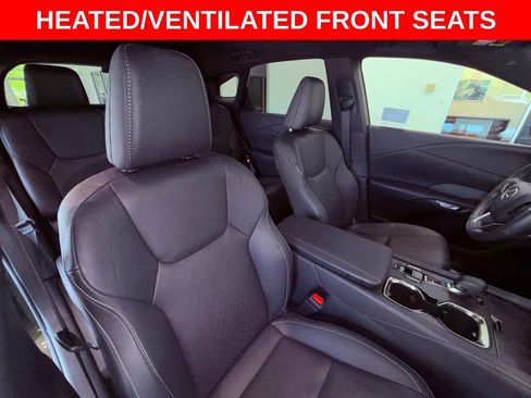 Used 2024 Lexus RX 350 Premium Plus w/ Convenience Package image 17
