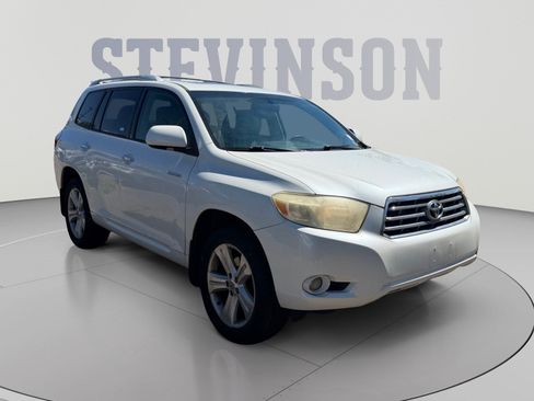 Used 2009 Toyota Highlander Limited w/ Extra Value Pkg 8 AWD/4WD image 7