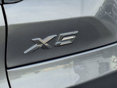 New 2026 BMW X5 xDrive50e image 21