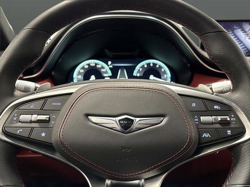 Used 2024 Genesis GV70 2.5T w/ Sport Prestige Package image 17