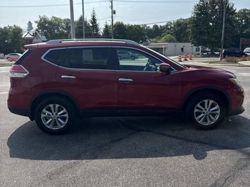 Used 2015 Nissan Rogue SV w/ SV Premium Package FWD image 6