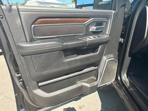 Used 2024 RAM 3500 Laramie w/ Safety Group AWD/4WD image 17