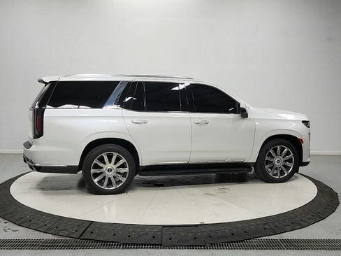 Used 2021 Cadillac Escalade Premium Luxury Platinum RWD image 8