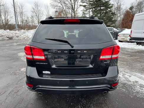 Used 2013 Dodge Journey SXT w/ Safe & Sound Group image 4