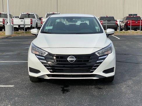 New 2025 Nissan Versa SV w/ Trunk Package image 9