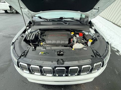 Used 2022 Jeep Compass Limited image 22