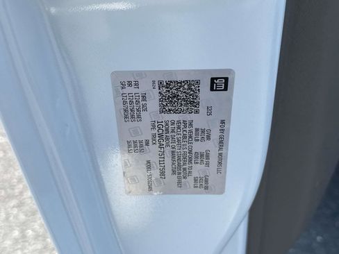 New 2026 Chevrolet Express 2500 w/ Driver Convenience Package image 18