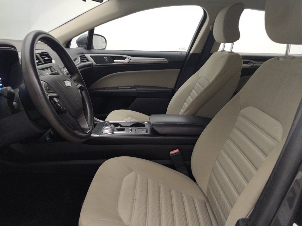 Used 2018 Ford Fusion S FWD image 17