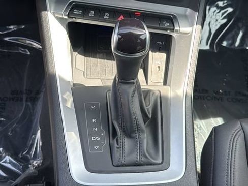 Used 2023 Audi Q3 2.0T Premium Plus AWD/4WD image 27