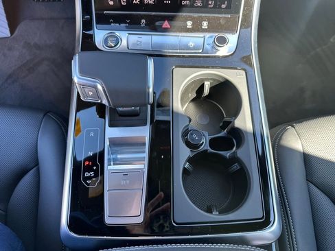 New 2026 Audi Q8 Premium Plus image 16