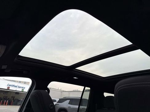 New 2026 Chevrolet Traverse LT w/ Sun and Wheel Package image 10