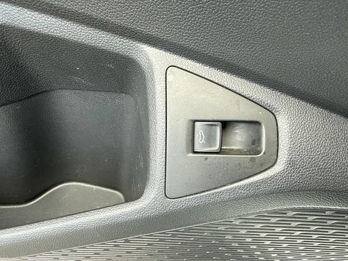 Used 2025 Volkswagen Jetta S FWD image 25