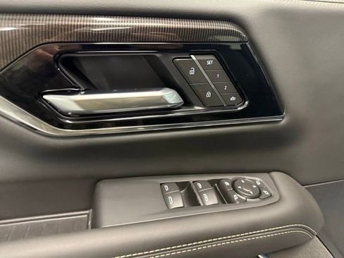 New 2026 GMC Yukon XL Elevation w/ LPO, Floor Liner Package image 15