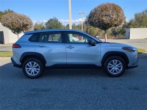 Certified 2025 Toyota Corolla Cross L image 3