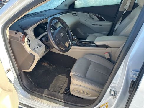 Used 2016 Buick LaCrosse Sport Touring image 8