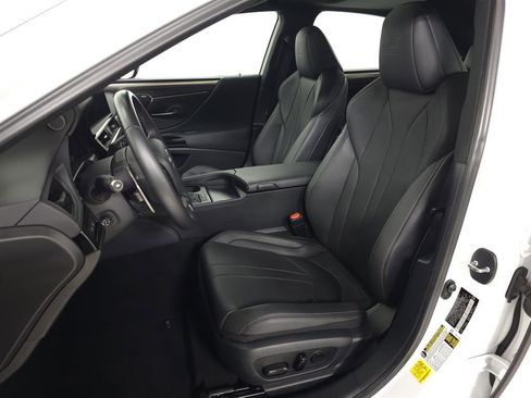 Certified 2024 Lexus ES 300h F Sport image 16