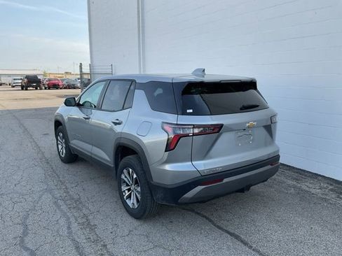 Used 2025 Chevrolet Equinox LT image 30