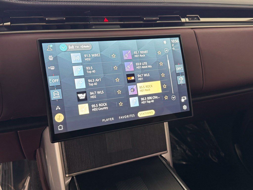 Used 2024 Land Rover Range Rover Autobiography AWD/4WD image 23