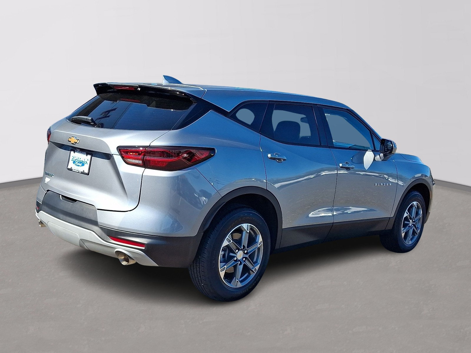 Used 2025 Chevrolet Blazer LT FWD image 6