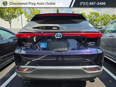 Used 2021 Toyota Venza Limited w/ Advanced Technology Package AWD/4WD image 5