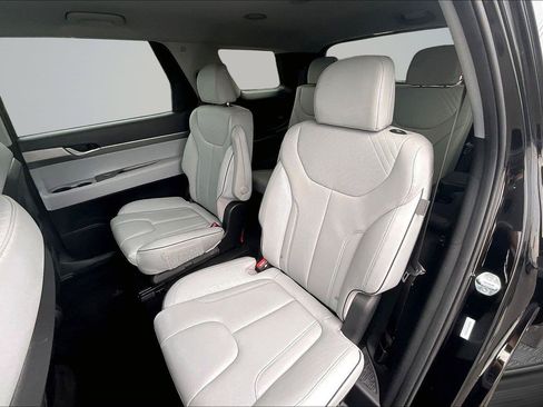 Used 2025 Hyundai Palisade SEL AWD/4WD image 25