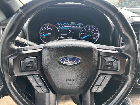 Used 2025 Ford Expedition Max Platinum w/ Driver's Package AWD/4WD image 16
