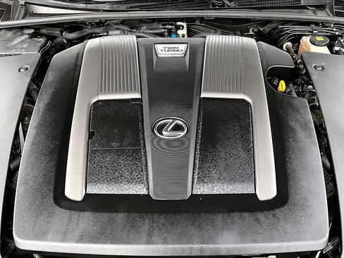 Used 2018 Lexus LS 500 F Sport w/ Accessory Package (Z2) image 32