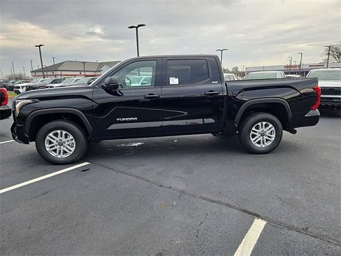 New 2026 Toyota Tundra SR5 image 8