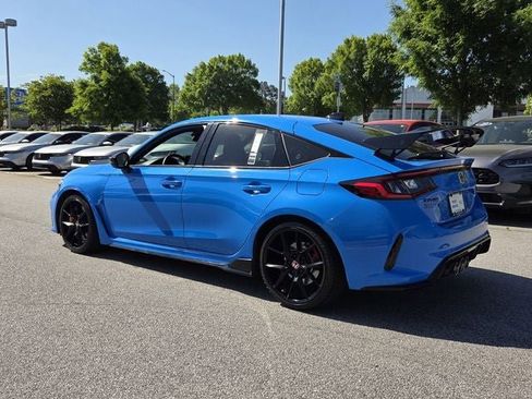 Used 2024 Honda Civic Type R image 3