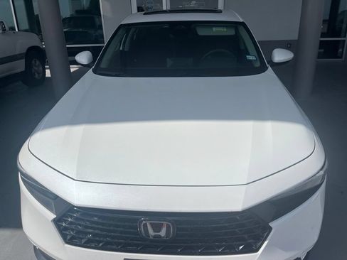 Used 2024 Honda Accord EX image 2