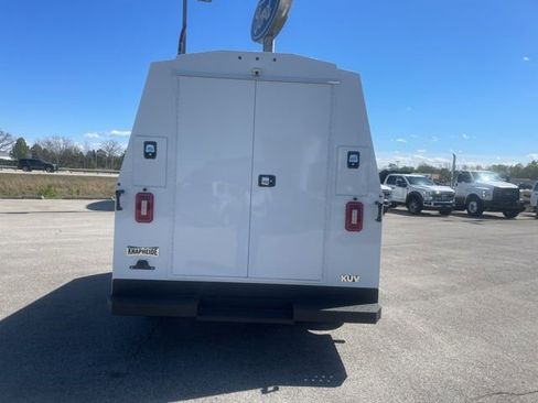 New 2027 Ford E-350 and Econoline 350 Super Duty w/ Power Equipment Group image 11