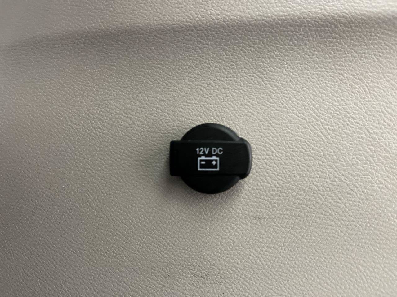 Used 2024 Chrysler Pacifica Touring-L FWD image 29