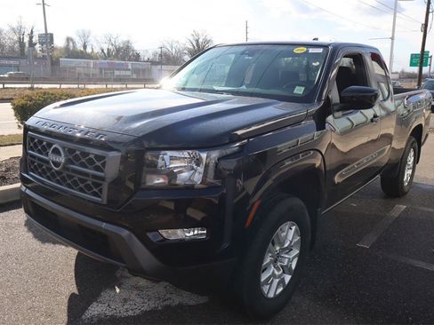 Certified 2024 Nissan Frontier SV w/ SV Convenience Package image 10