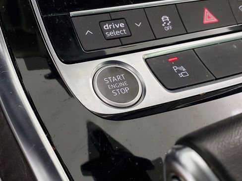 Certified 2023 Audi Q8 Premium w/ Convenience Package image 42